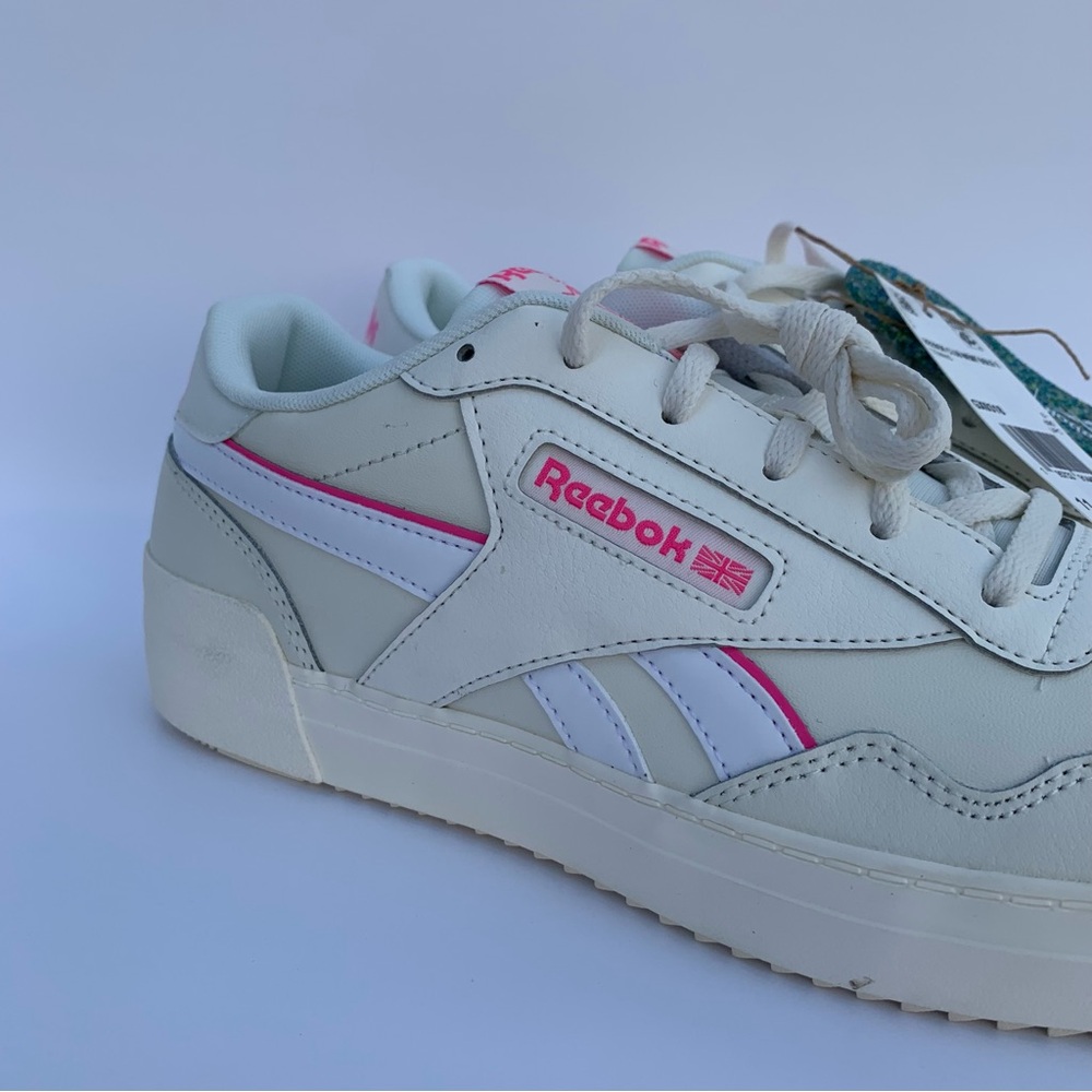 Reebok CLUB MEMT BOLD 2 MEMORY TECH  GX0318 Tennis Sneakers Women FTWwhite Sz 11 - Picture 8 of 15